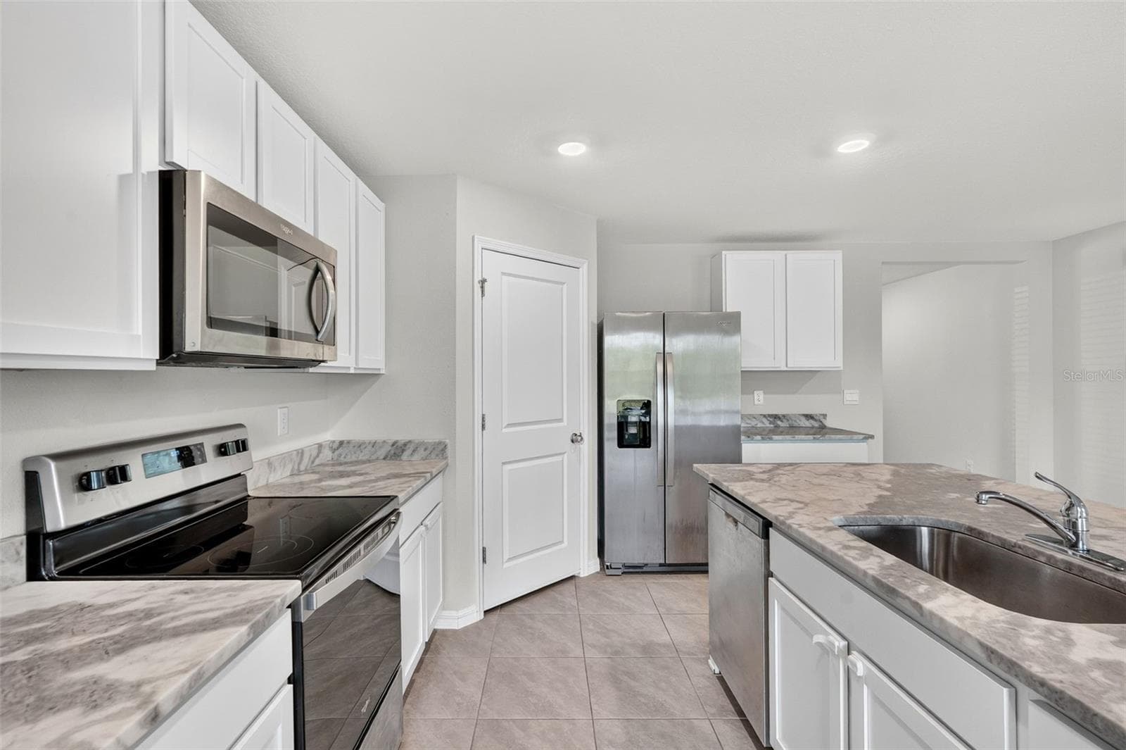 Single Family Residence at 5809 FLAGSTONE TRL, PALMETTO, photo 13 of 50