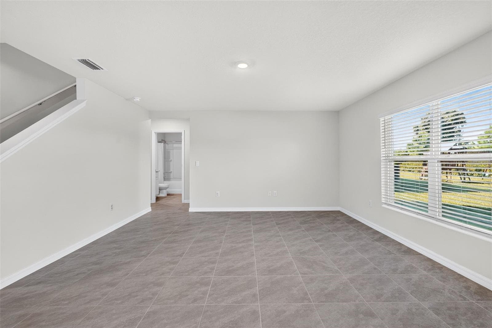 Single Family Residence at 5809 FLAGSTONE TRL, PALMETTO, photo 19 of 50