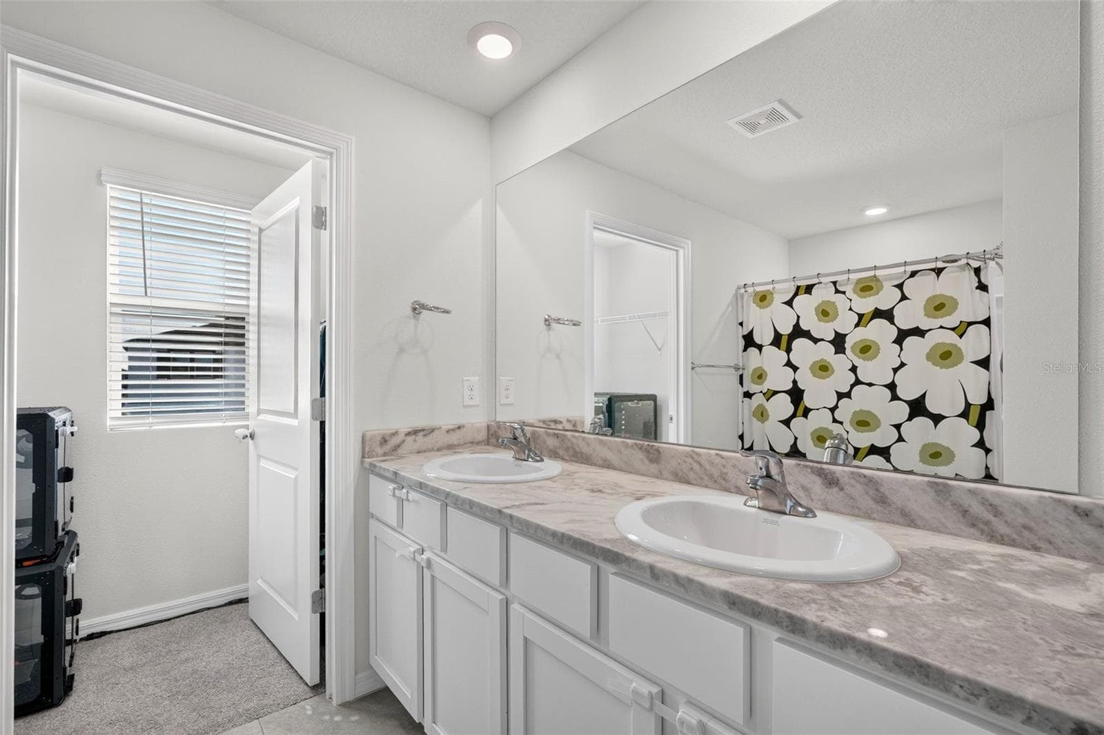 Single Family Residence at 5809 FLAGSTONE TRL, PALMETTO, photo 32 of 50