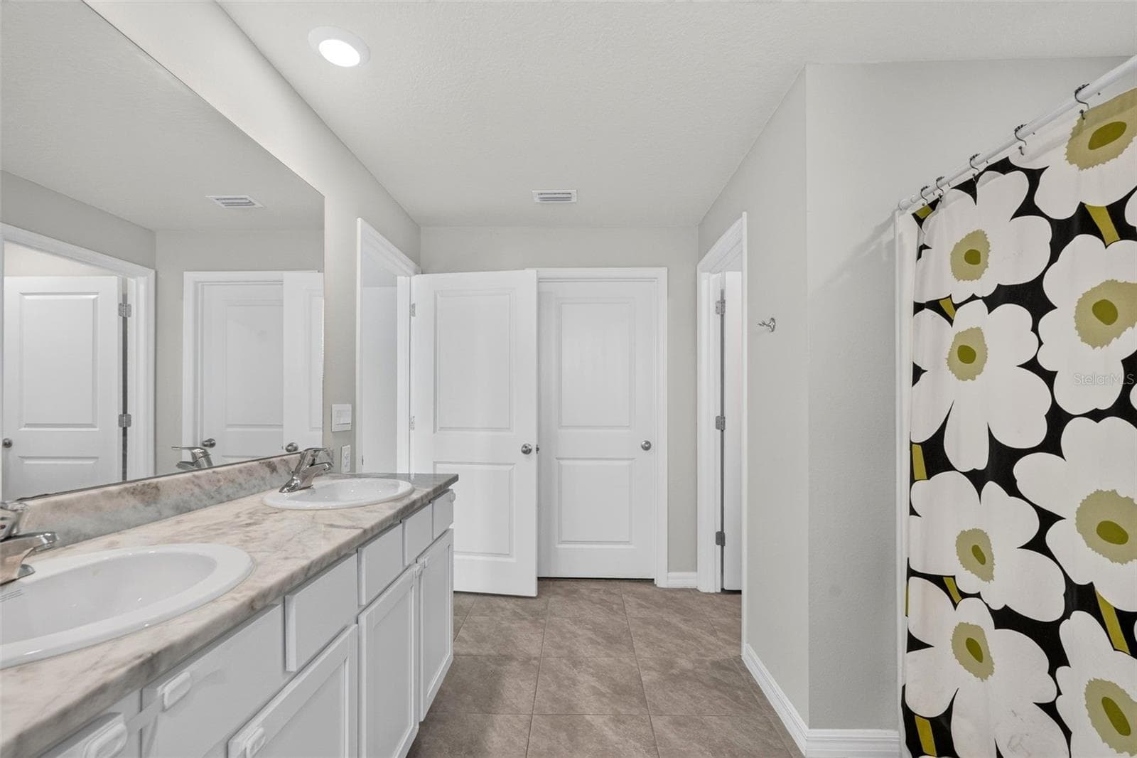 Single Family Residence at 5809 FLAGSTONE TRL, PALMETTO, photo 33 of 50