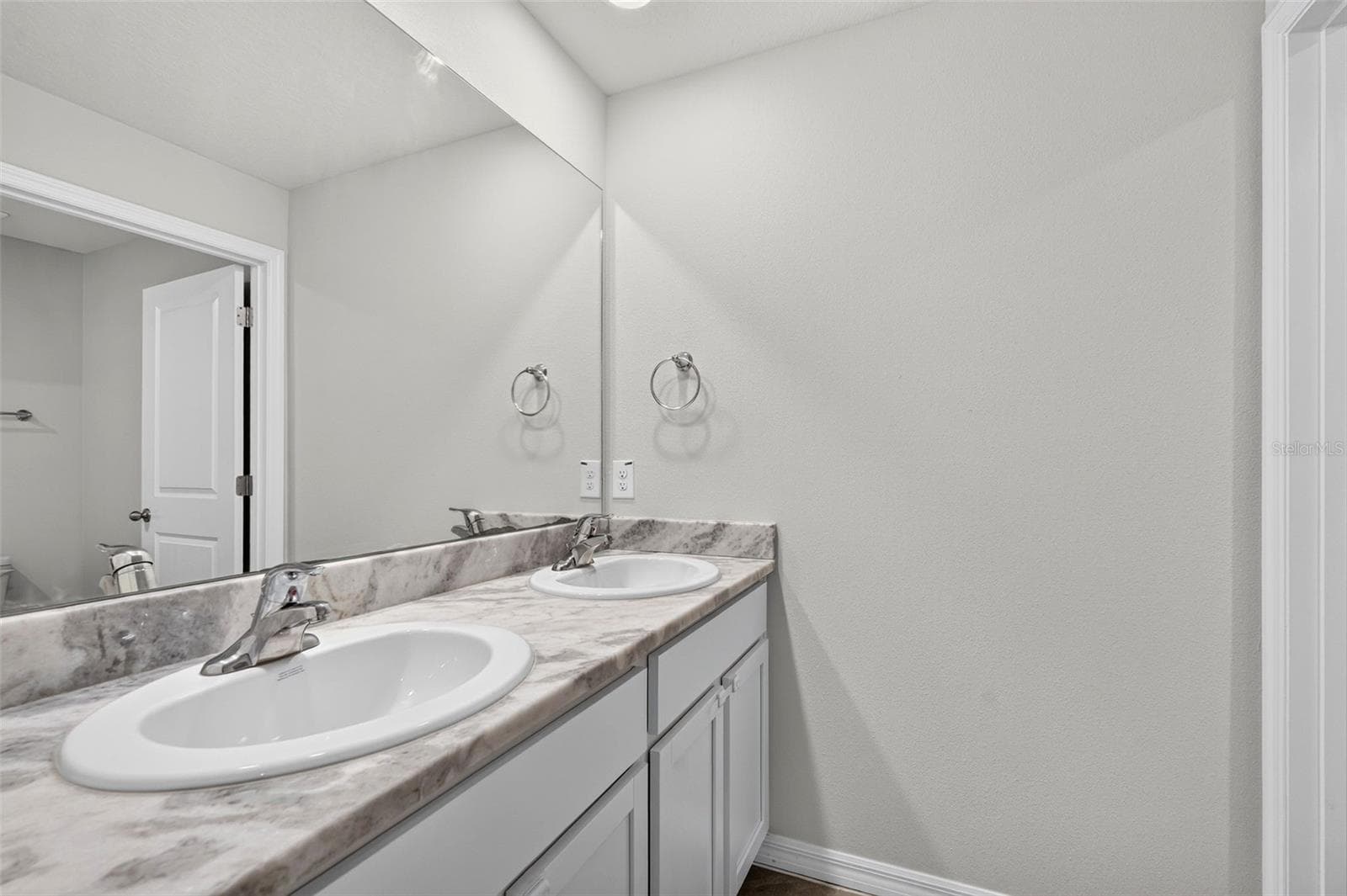 Single Family Residence at 5809 FLAGSTONE TRL, PALMETTO, photo 43 of 50