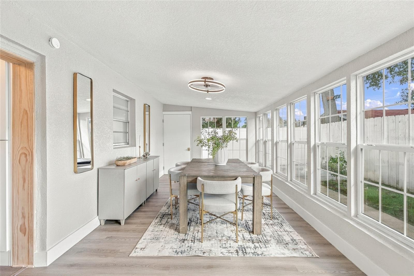 Single Family Residence at 10118 BRIARWICK CT, TAMPA, photo 11 of 36