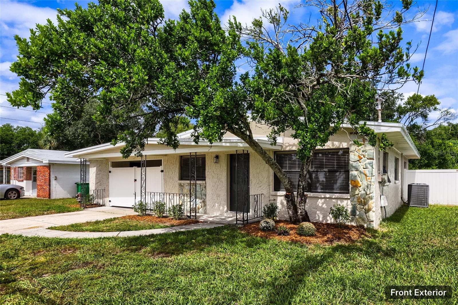 Single Family Residence at 2608 E YUKON STS, TAMPA, photo 6 of 91