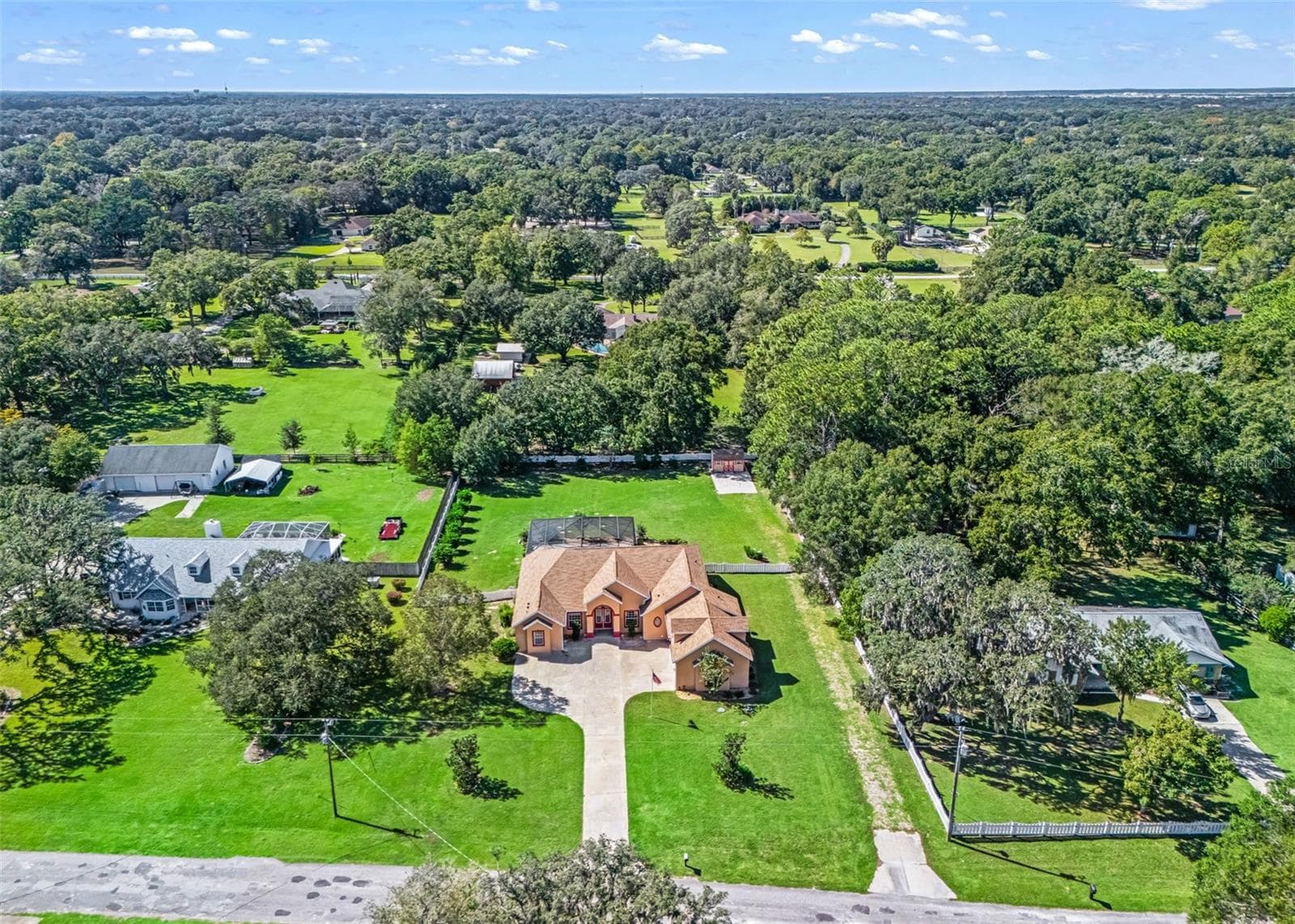Single Family Residence at 10176 SW 65TH TER, OCALA, photo 2 of 41