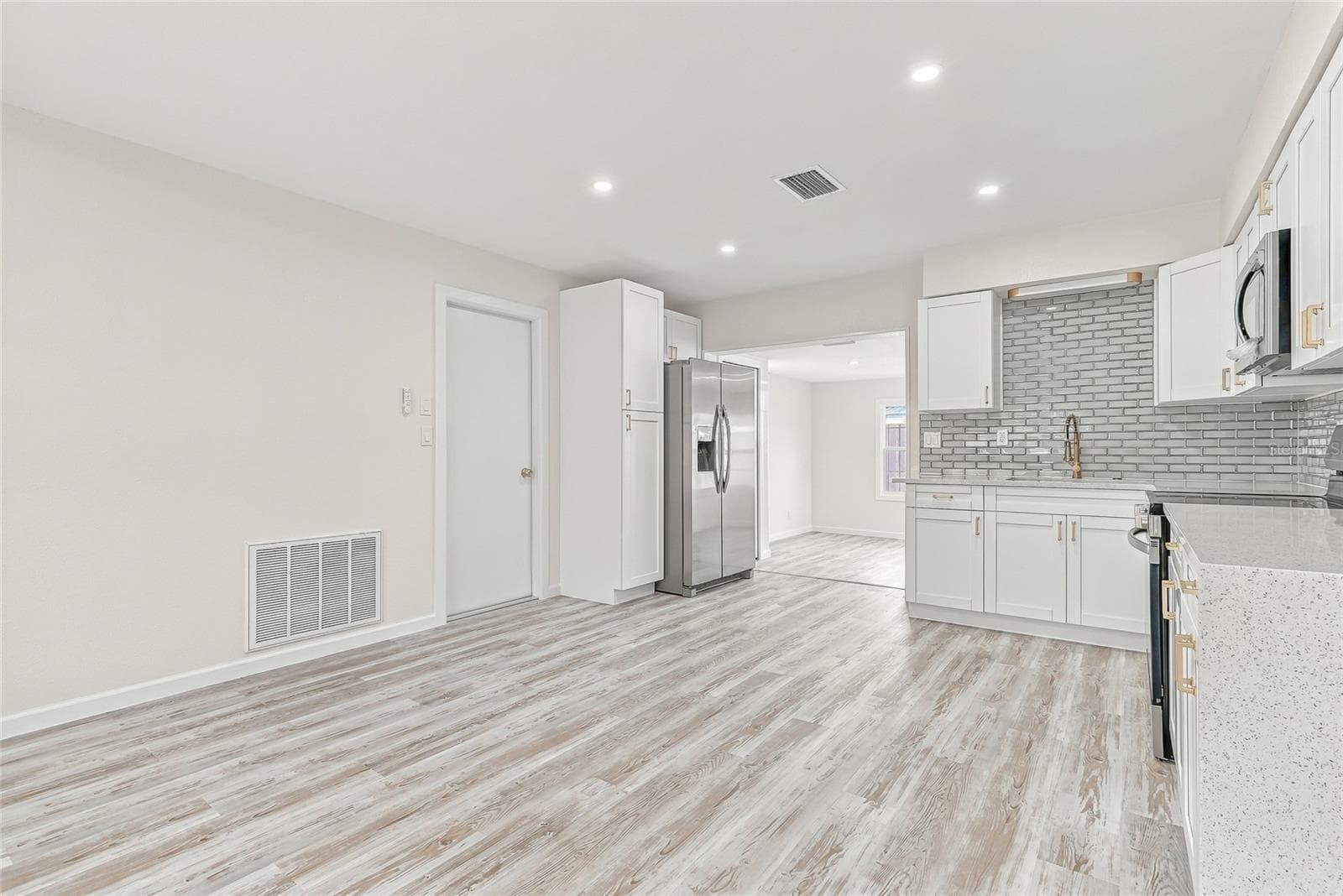 Single Family Residence at 4147 RACCOON LOOP, NEW PORT RICHEY, photo 10 of 39