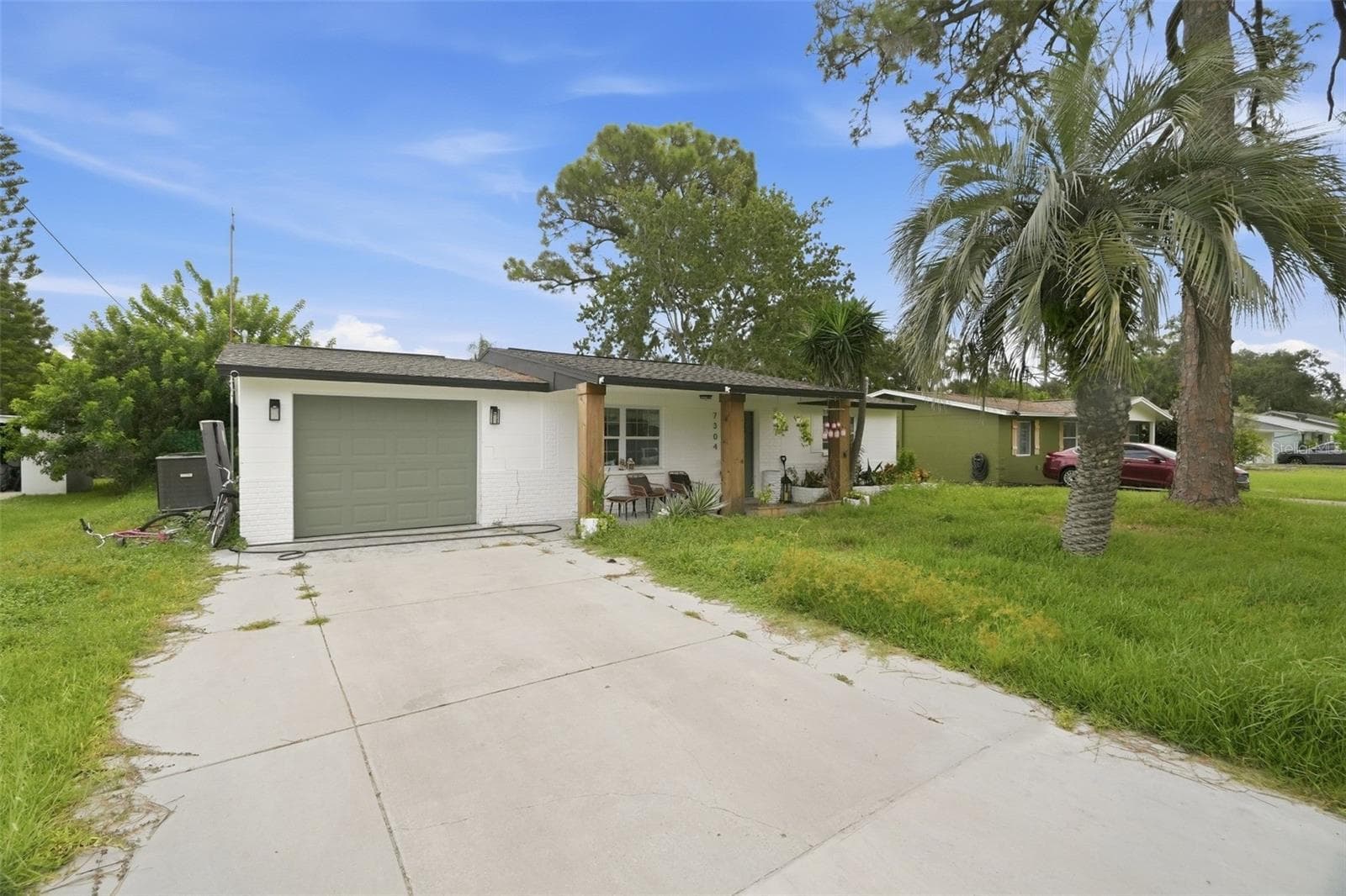 Single Family Residence at 7304 DIANNE DR, NEW PORT RICHEY, photo 2 of 24