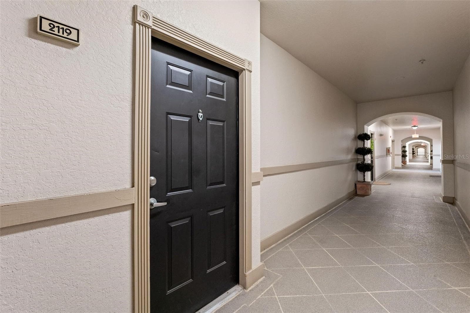 Condominium at 501 KNIGHTS RUN #2119, TAMPA, photo 5 of 43