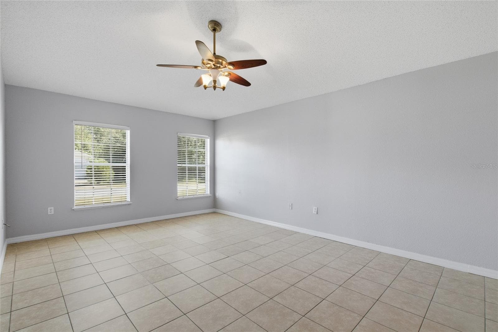 Single Family Residence at 760 PALAISEAU CT, KISSIMMEE, photo 18 of 44
