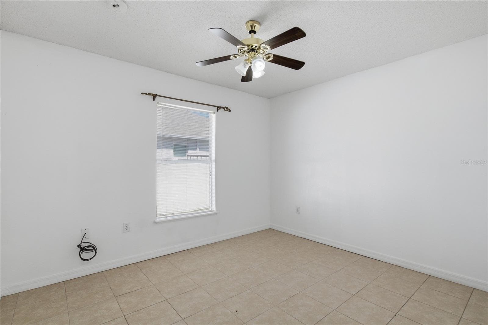 Single Family Residence at 760 PALAISEAU CT, KISSIMMEE, photo 25 of 44