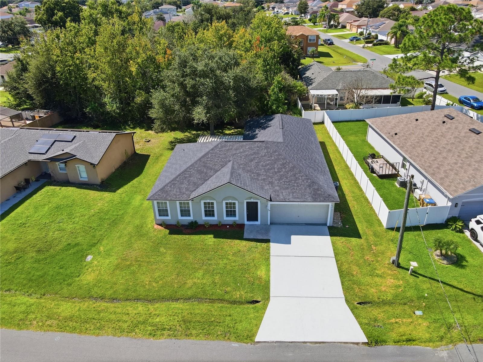 Single Family Residence at 760 PALAISEAU CT, KISSIMMEE, photo 39 of 44
