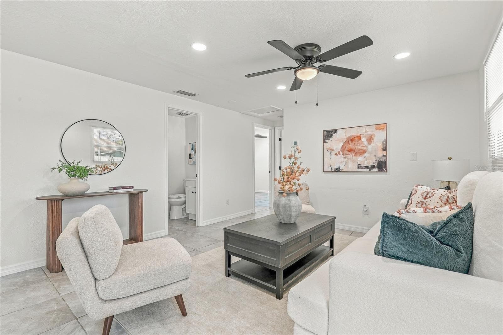 Single Family Residence at 4544 W MINNEHAHA ST, TAMPA, photo 11 of 39
