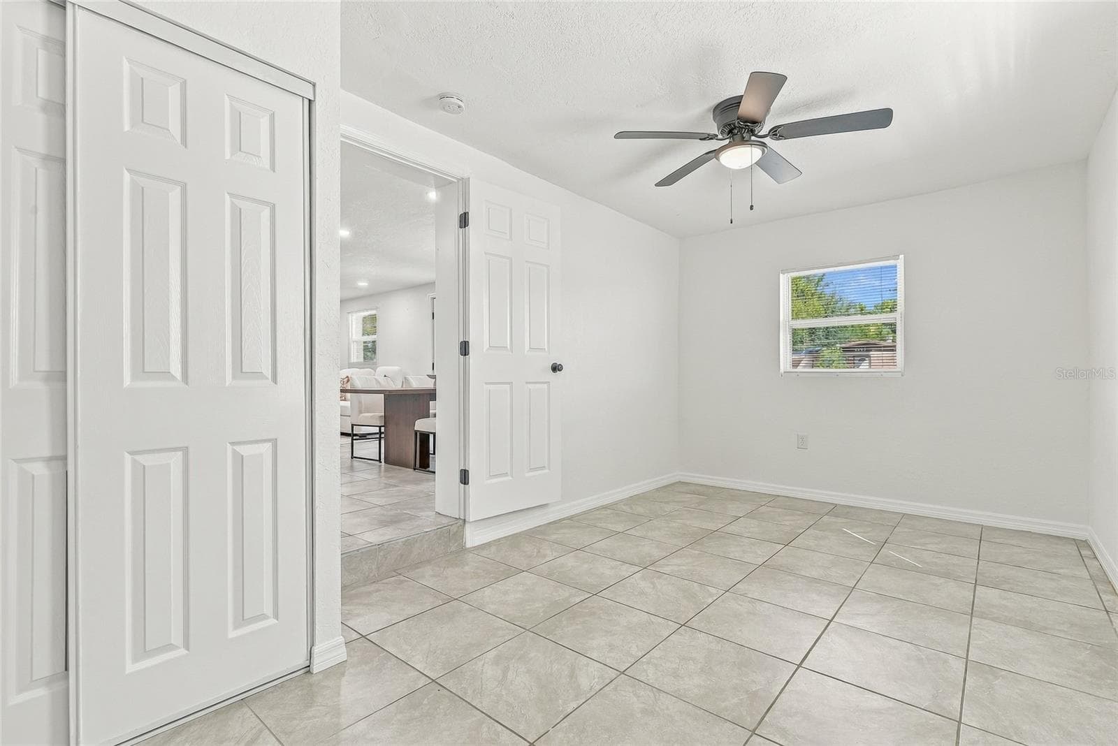 Single Family Residence at 4544 W MINNEHAHA ST, TAMPA, photo 24 of 39