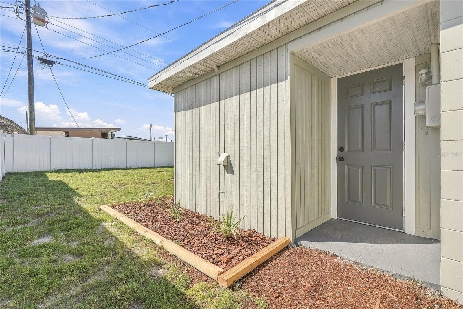 Single Family Residence at 4544 W MINNEHAHA ST, TAMPA, photo 32 of 39