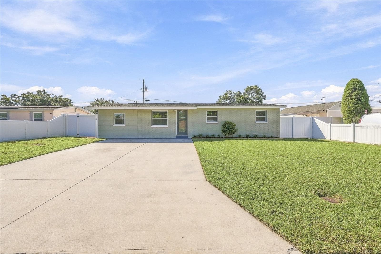 Single Family Residence at 4544 W MINNEHAHA ST, TAMPA, photo 37 of 39