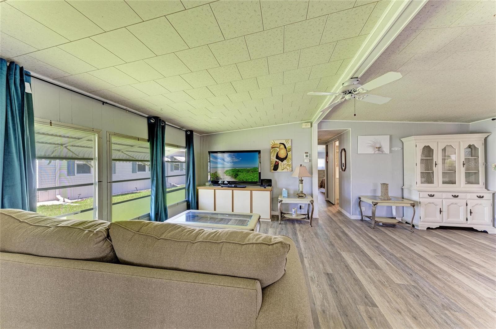 Mobile Home at 4924 OAKLAND HILLS AVE, SARASOTA, photo 10 of 85