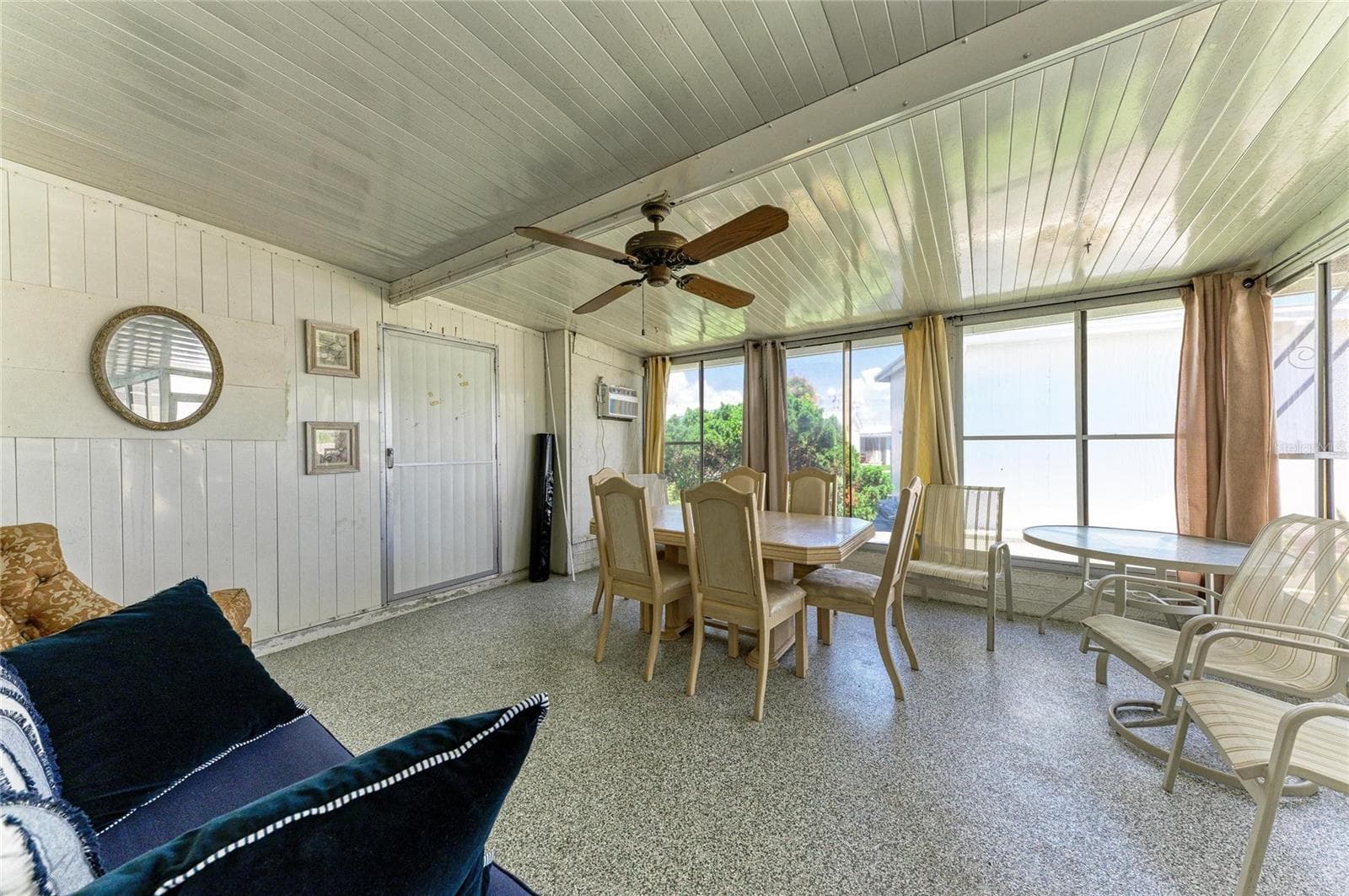 Mobile Home at 4924 OAKLAND HILLS AVE, SARASOTA, photo 32 of 85