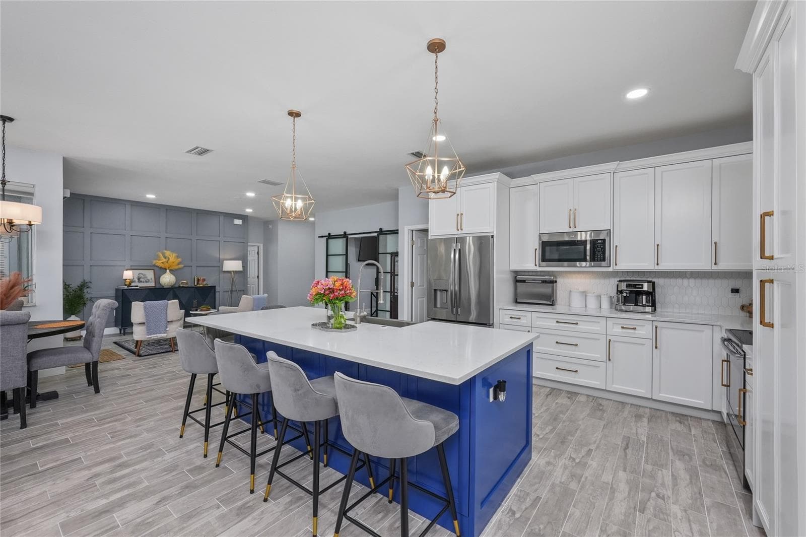 Single Family Residence at 15819 MUIRFIELD DR, ODESSA, photo 2 of 40