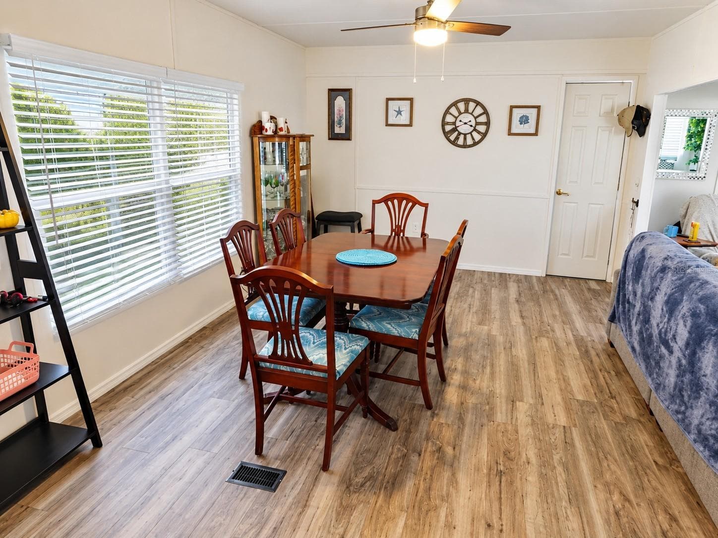 Mobile Home at 37332 SANDRA AVE, ZEPHYRHILLS, photo 13 of 62