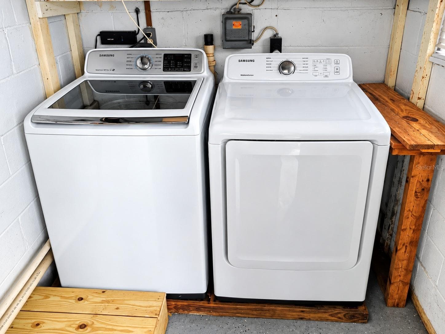 Laundry area. - 37332 SANDRA AVE, ZEPHYRHILLS