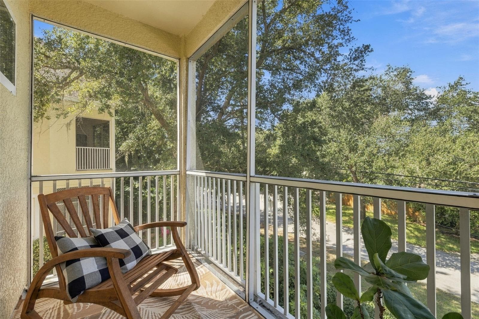 Condominium at 98 S HIGHLAND AVE #1302, TARPON SPRINGS, photo 25 of 70