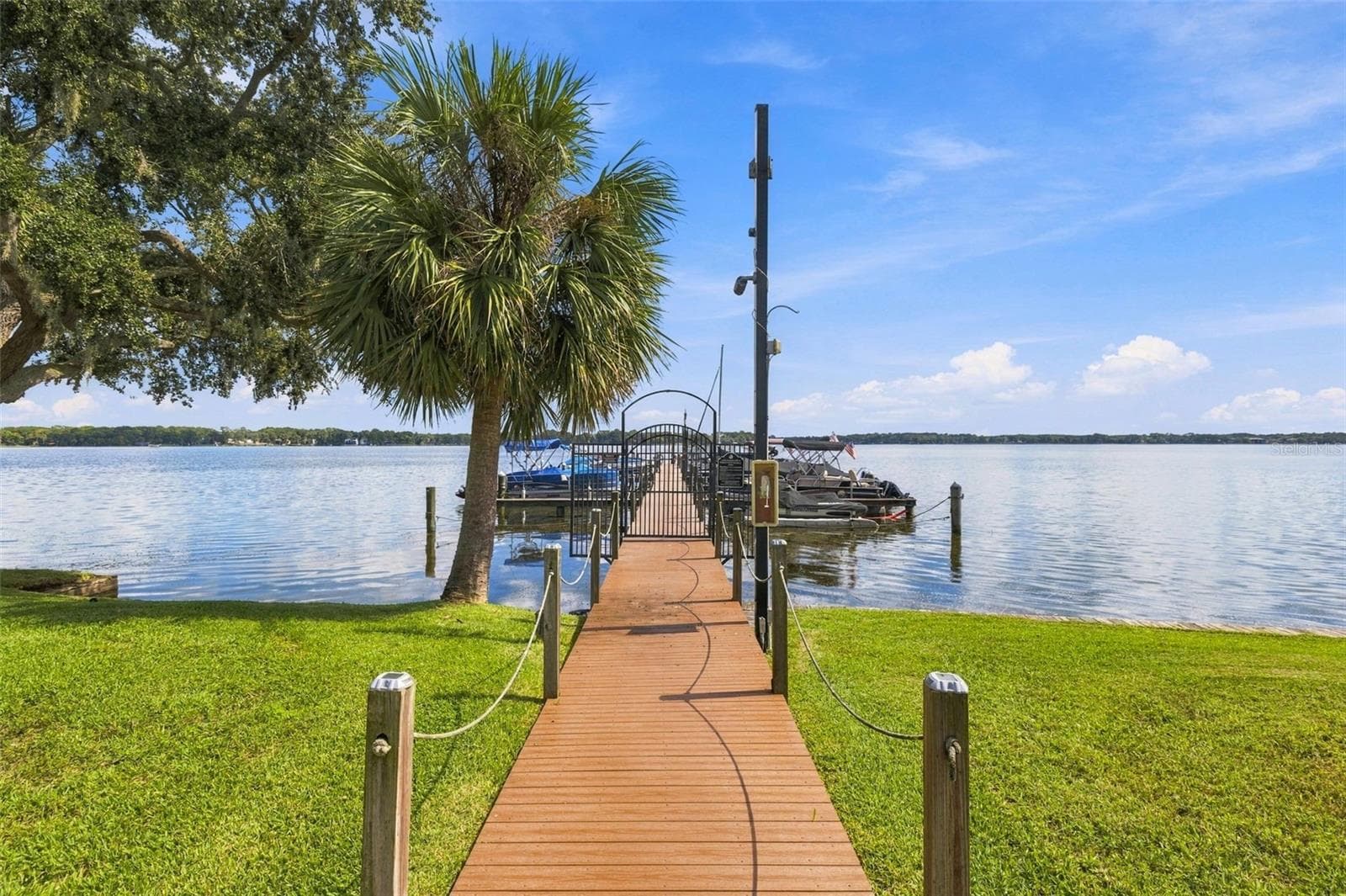 Condominium at 98 S HIGHLAND AVE #1302, TARPON SPRINGS, photo 54 of 70