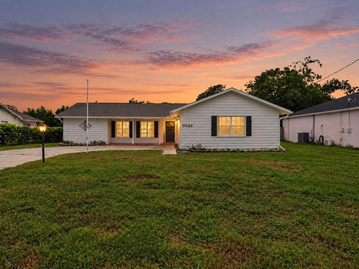9624 HORIZON DR