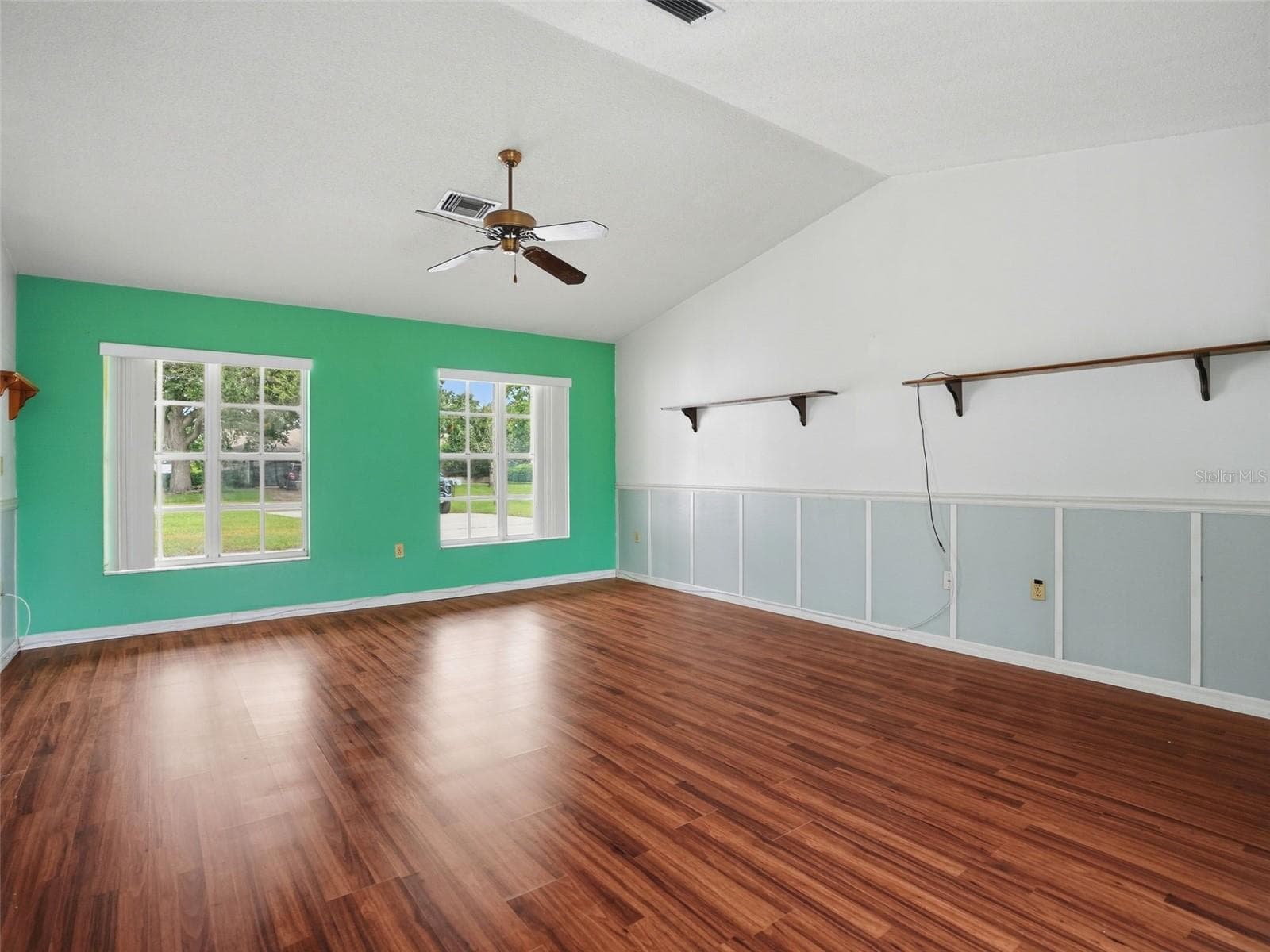 Single Family Residence at 9624 HORIZON DR, SPRING HILL, photo 7 of 33