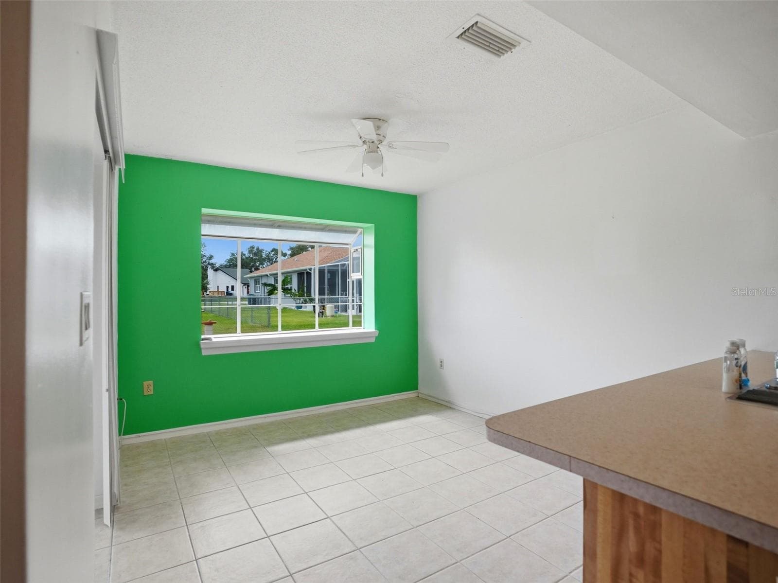 Single Family Residence at 9624 HORIZON DR, SPRING HILL, photo 16 of 33