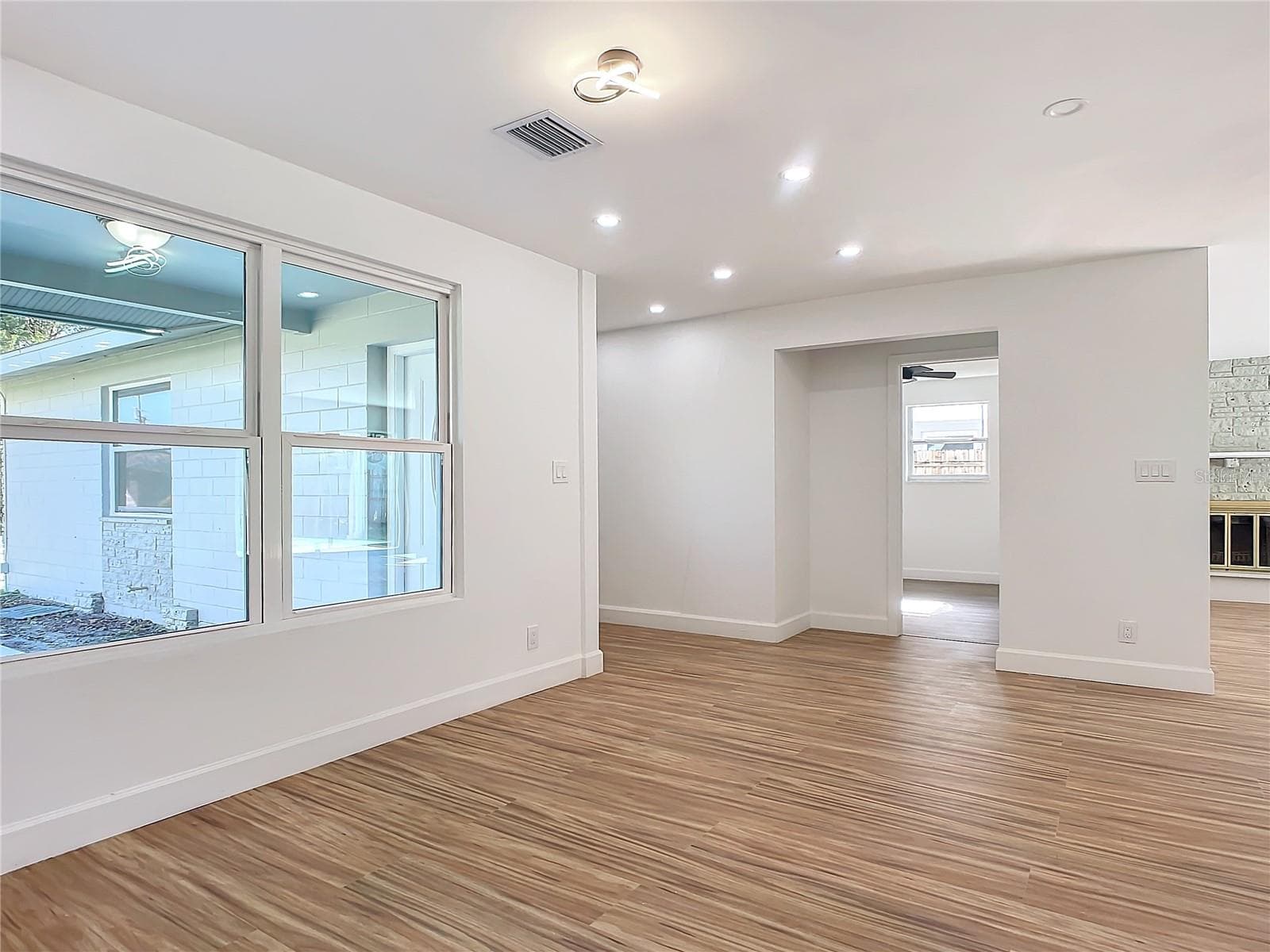 Single Family Residence at 1428 MARGINA AVE, DAYTONA BEACH, photo 5 of 35