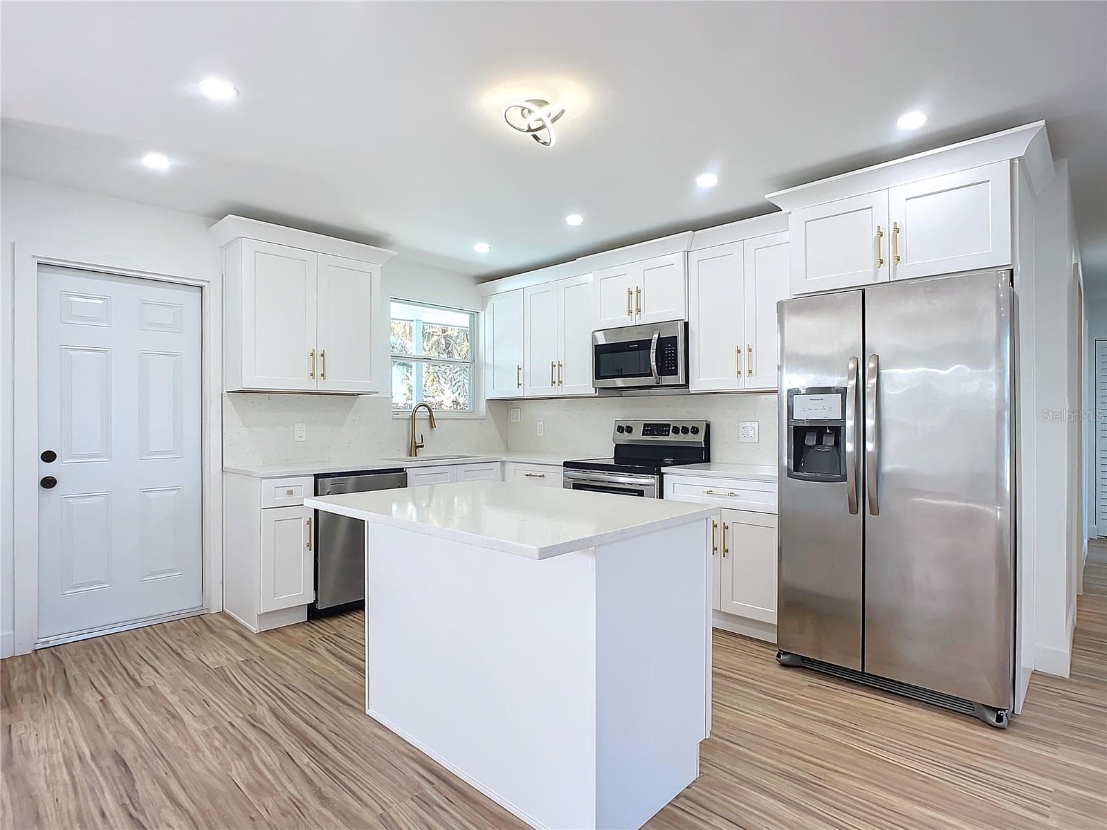 Single Family Residence at 1428 MARGINA AVE, DAYTONA BEACH, photo 10 of 35