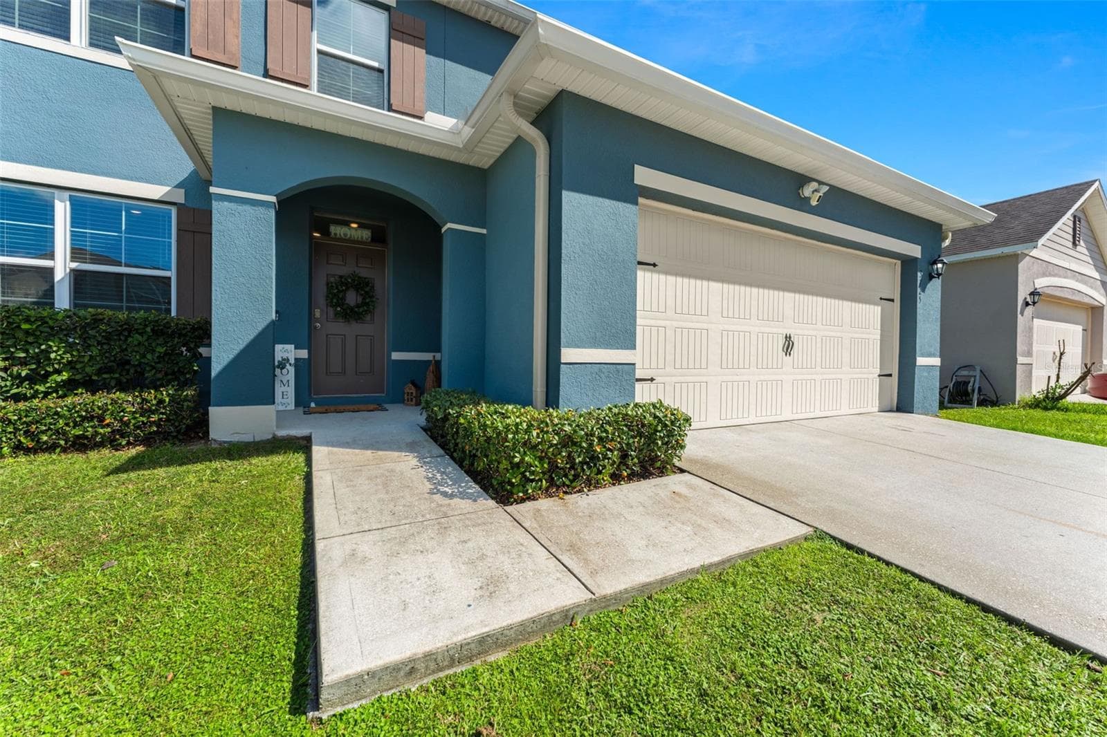 Single Family Residence at 3725 HOLLY GROVE LN, MOUNT DORA, photo 2 of 33