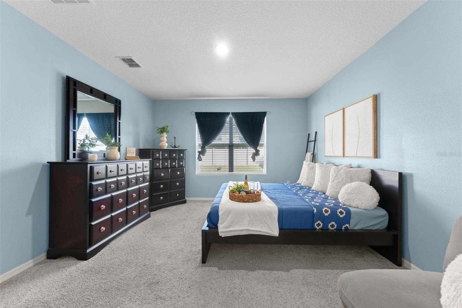 Single Family Residence at 3725 HOLLY GROVE LN, MOUNT DORA, photo 12 of 33