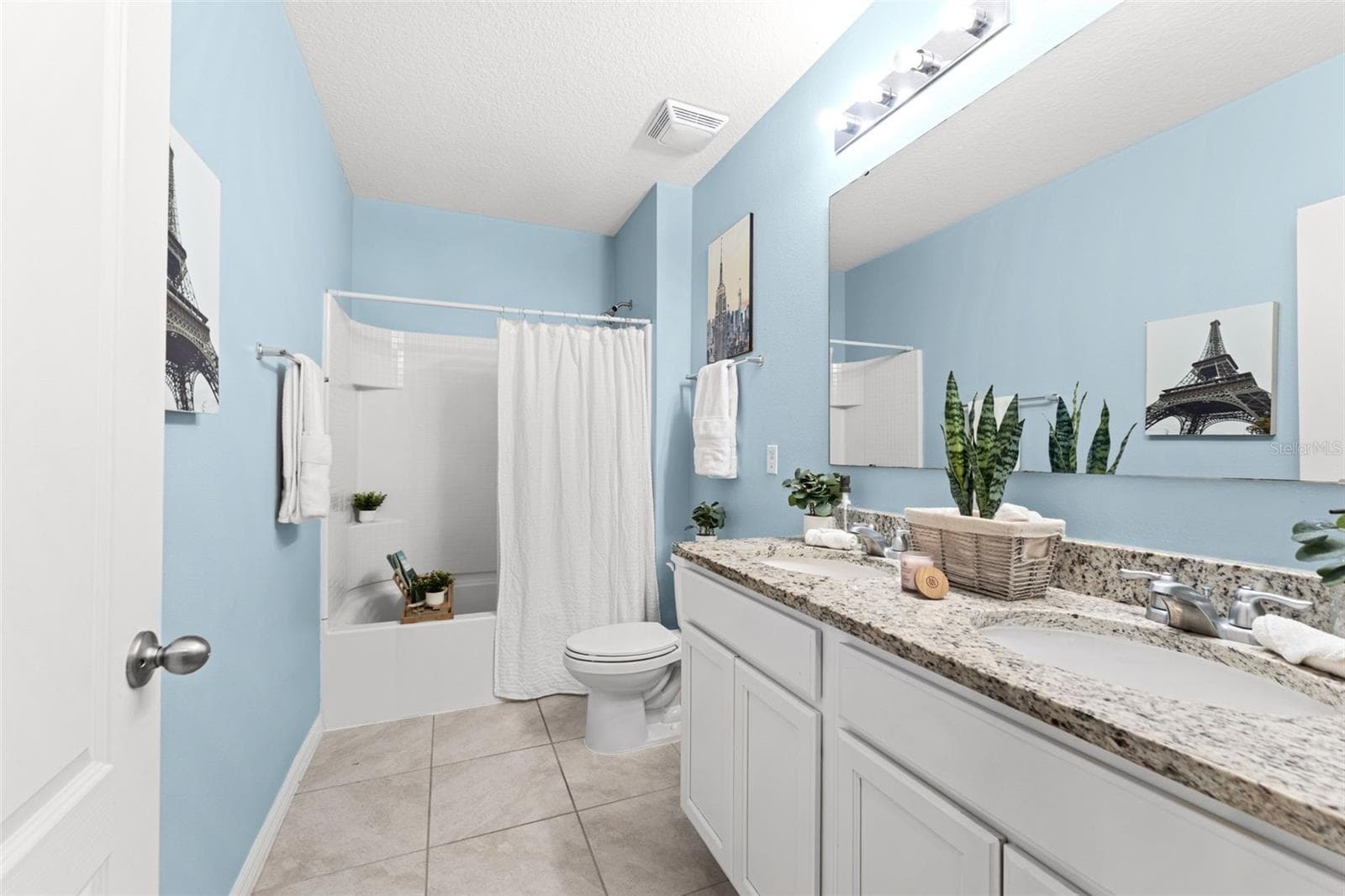 Single Family Residence at 3725 HOLLY GROVE LN, MOUNT DORA, photo 23 of 33