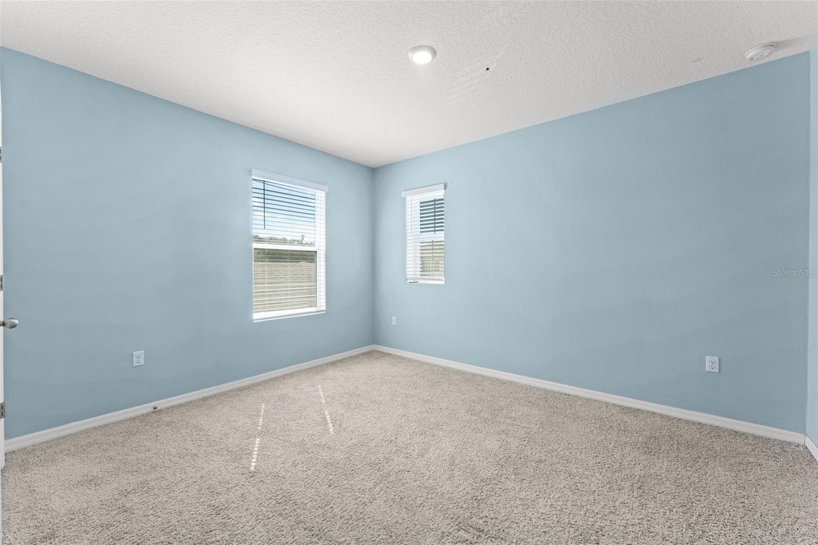 Single Family Residence at 3725 HOLLY GROVE LN, MOUNT DORA, photo 24 of 33