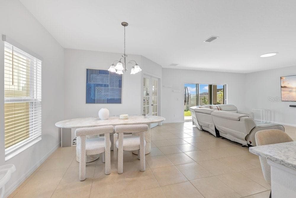 Single Family Residence at 5244 ROYAL POINT AVE, KISSIMMEE, photo 10 of 33