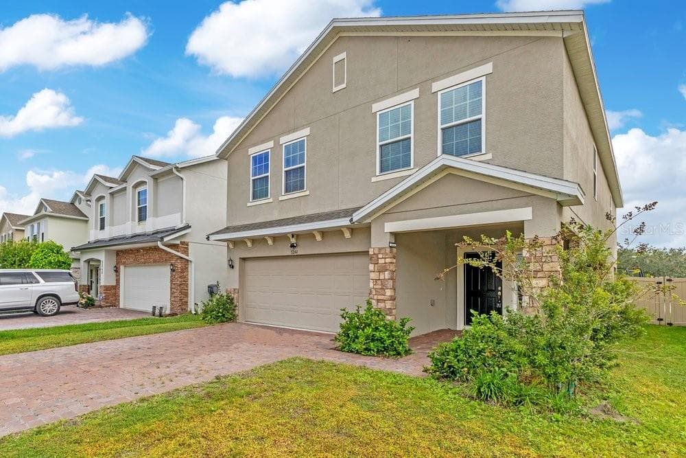 Single Family Residence at 5244 ROYAL POINT AVE, KISSIMMEE, photo 28 of 33