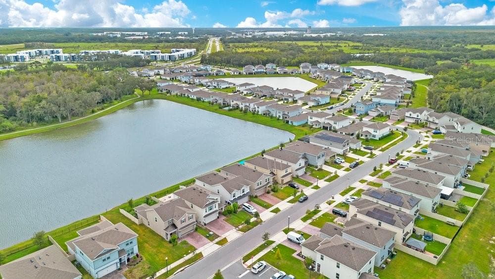 Single Family Residence at 5244 ROYAL POINT AVE, KISSIMMEE, photo 30 of 33