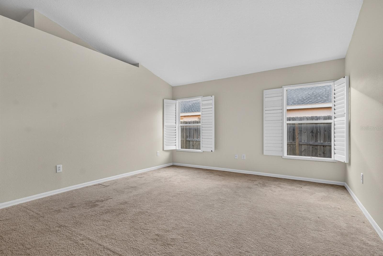 Living Room - 10527 SAN TRAVASO DR, TAMPA