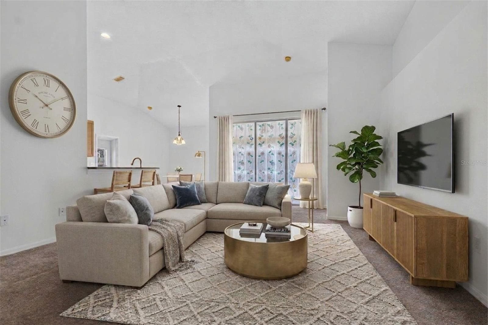 Family Room - 10527 SAN TRAVASO DR, TAMPA