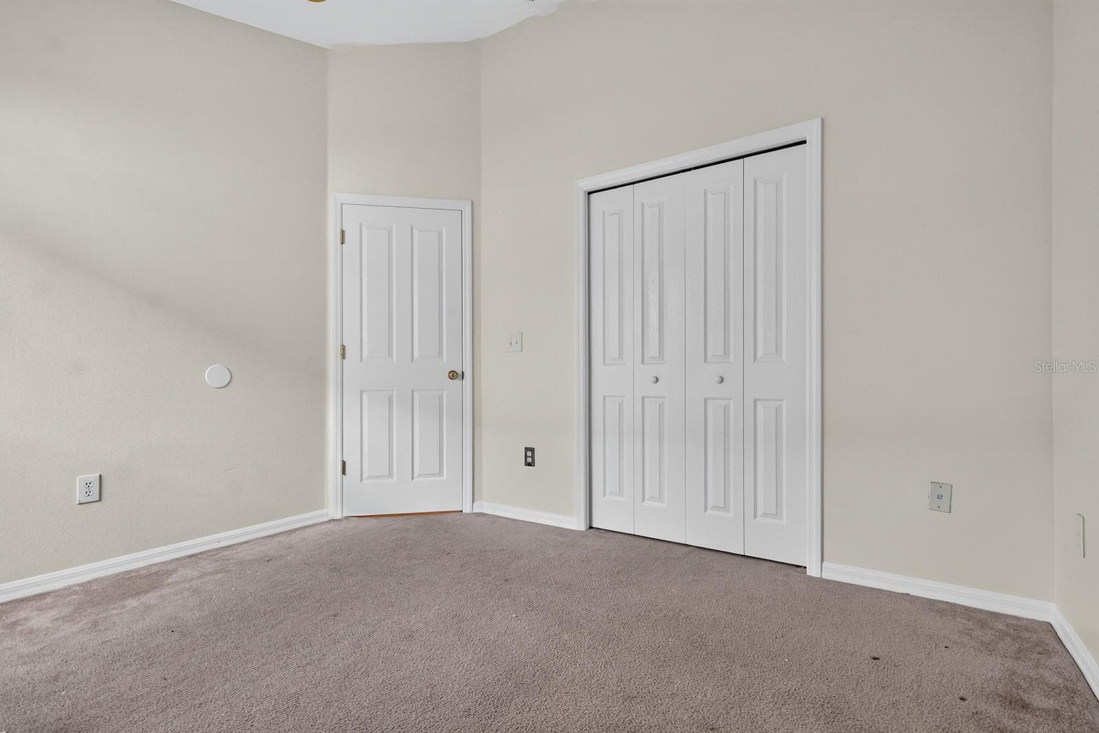 Bedroom 2 - 10527 SAN TRAVASO DR, TAMPA