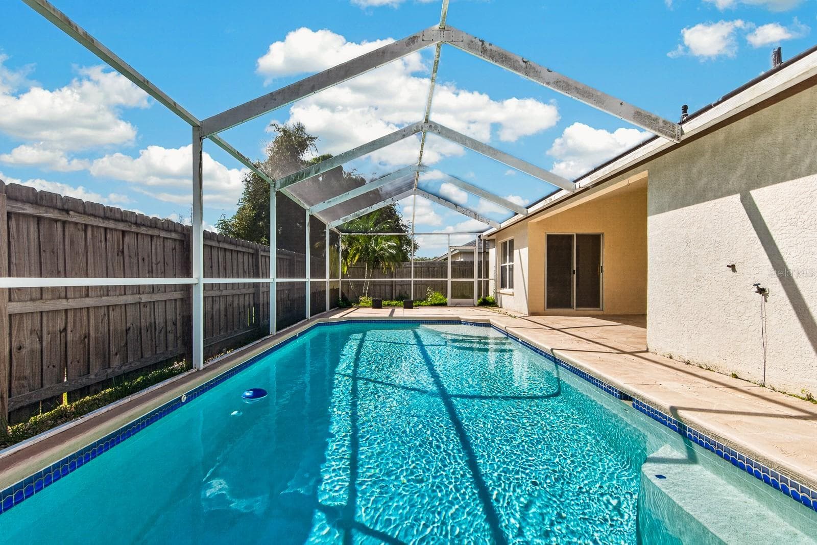 Pool - 10527 SAN TRAVASO DR, TAMPA