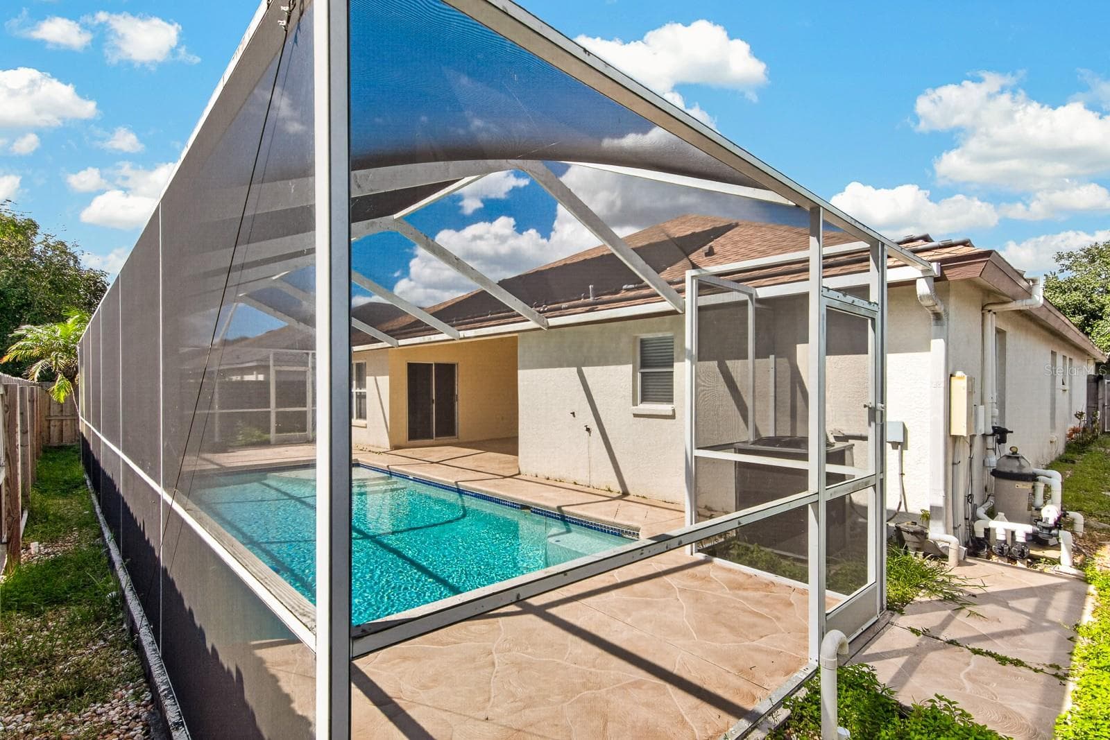 Pool - 10527 SAN TRAVASO DR, TAMPA