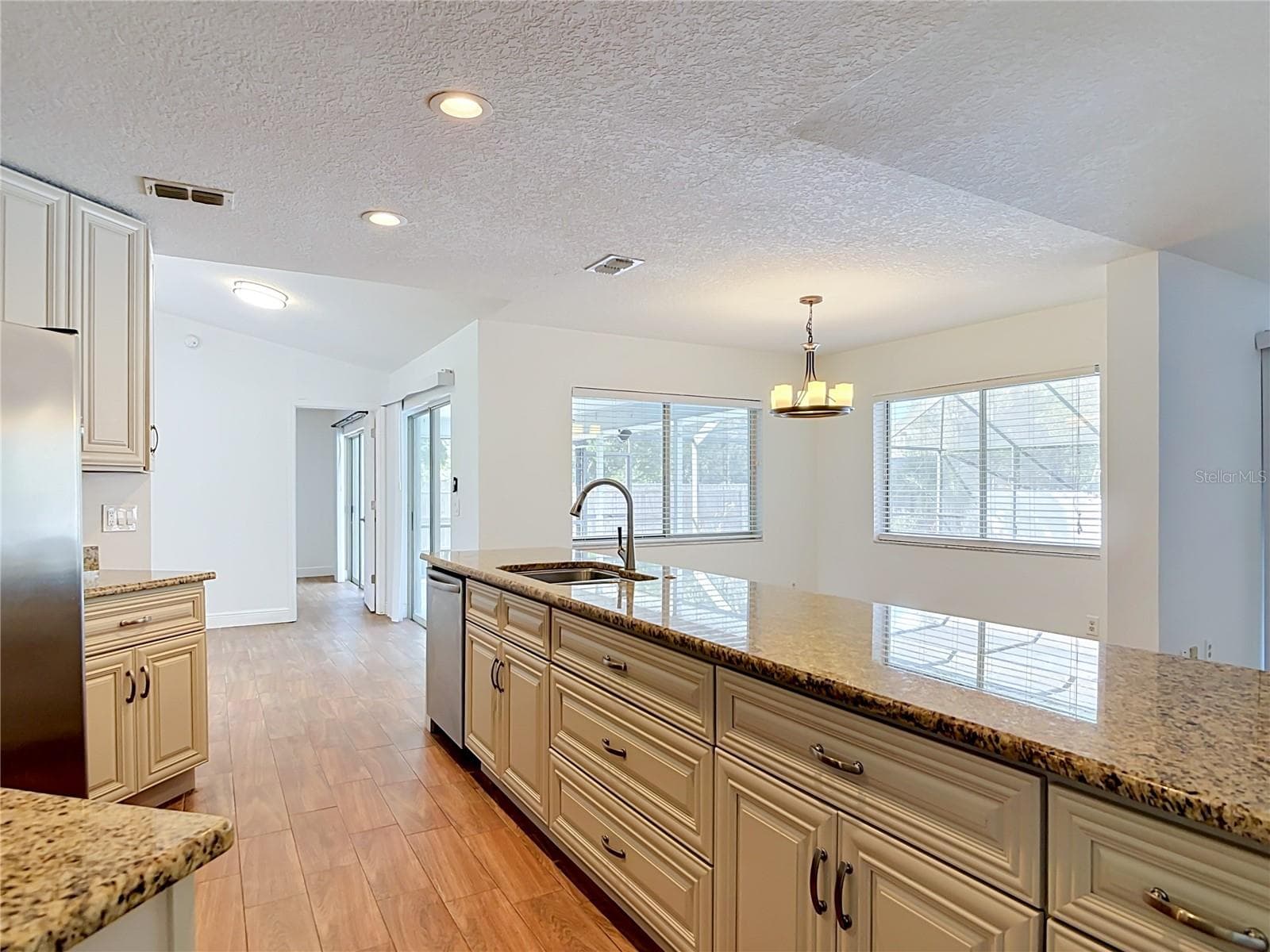 Single Family Residence at 510 BROKENSHIRE DR, DEBARY, photo 9 of 67