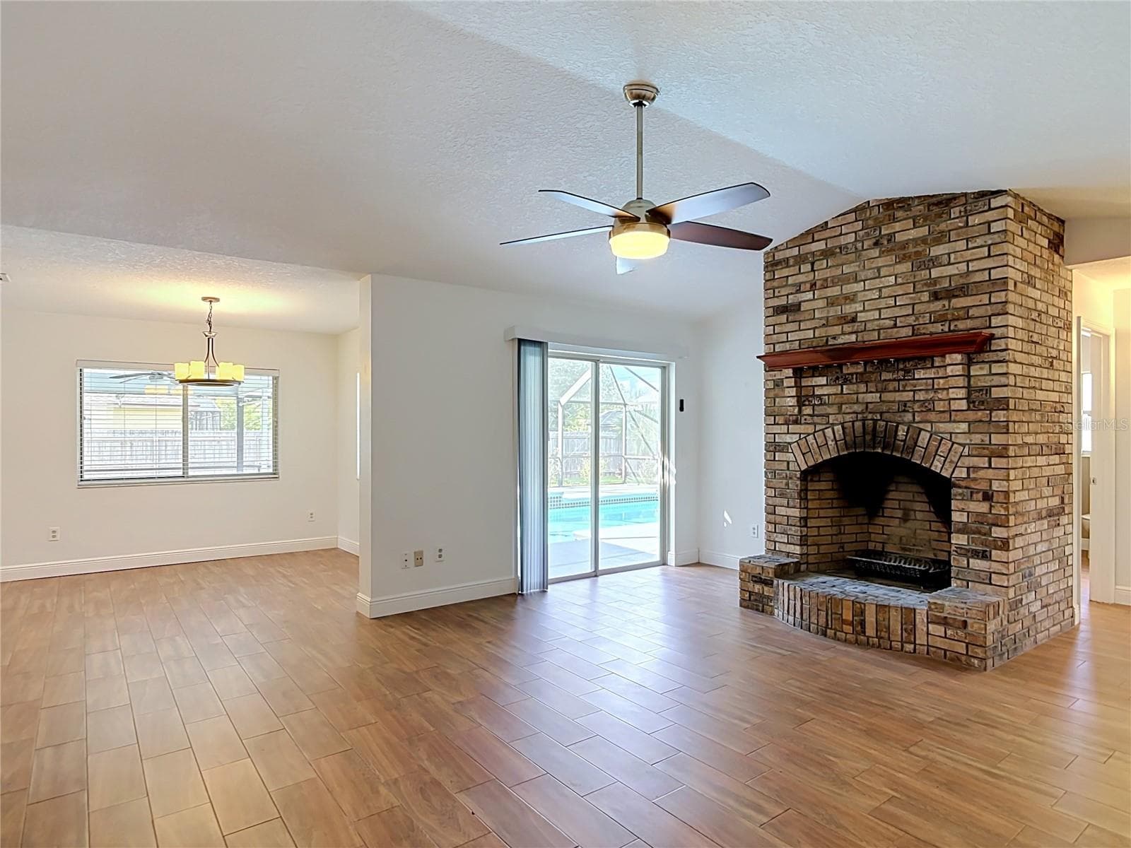Wood Burning Fireplace - 510 BROKENSHIRE DR, DEBARY