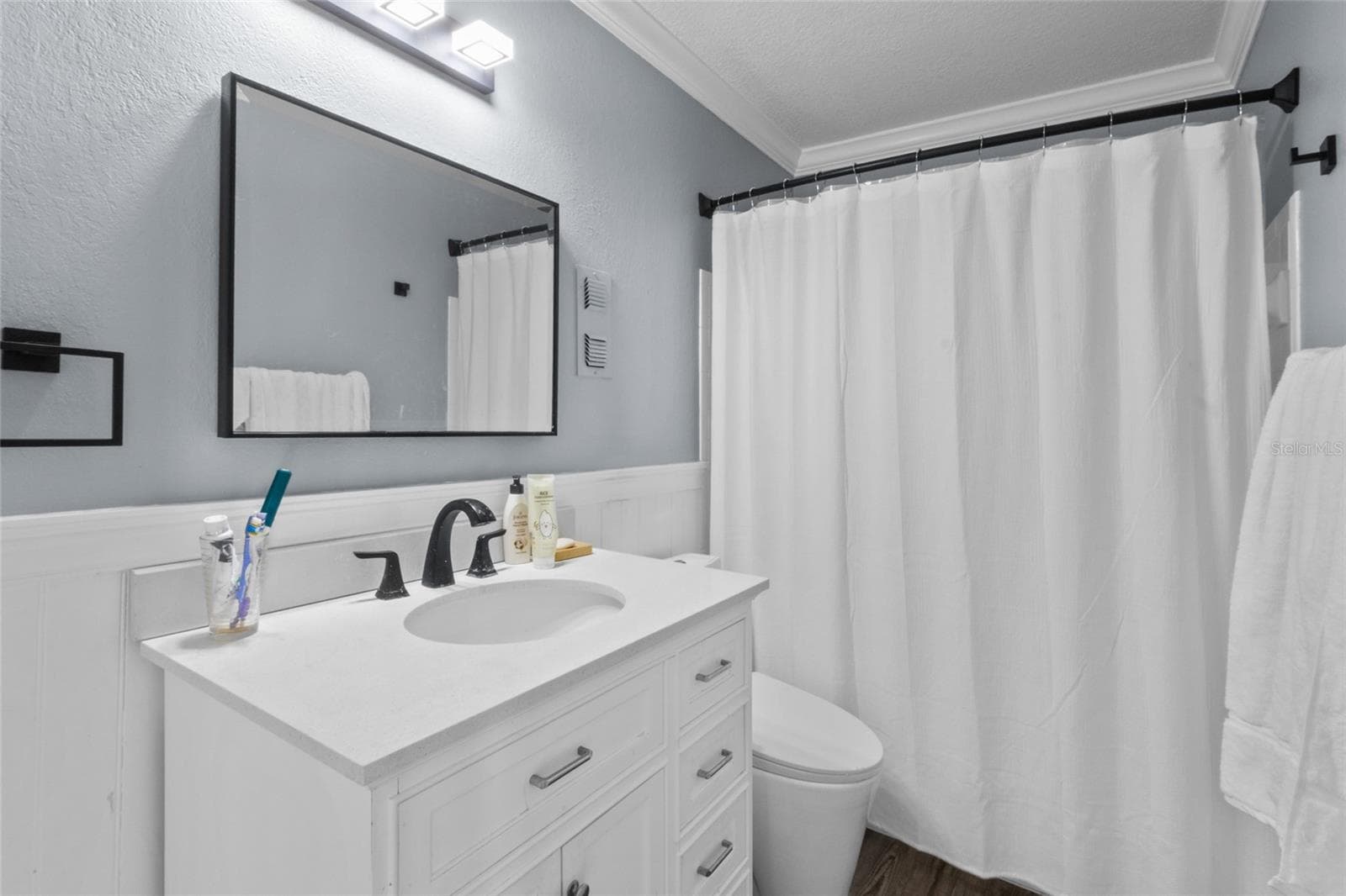 Condominium at 5202 BEACH DR SE #D, ST PETERSBURG, photo 16 of 76