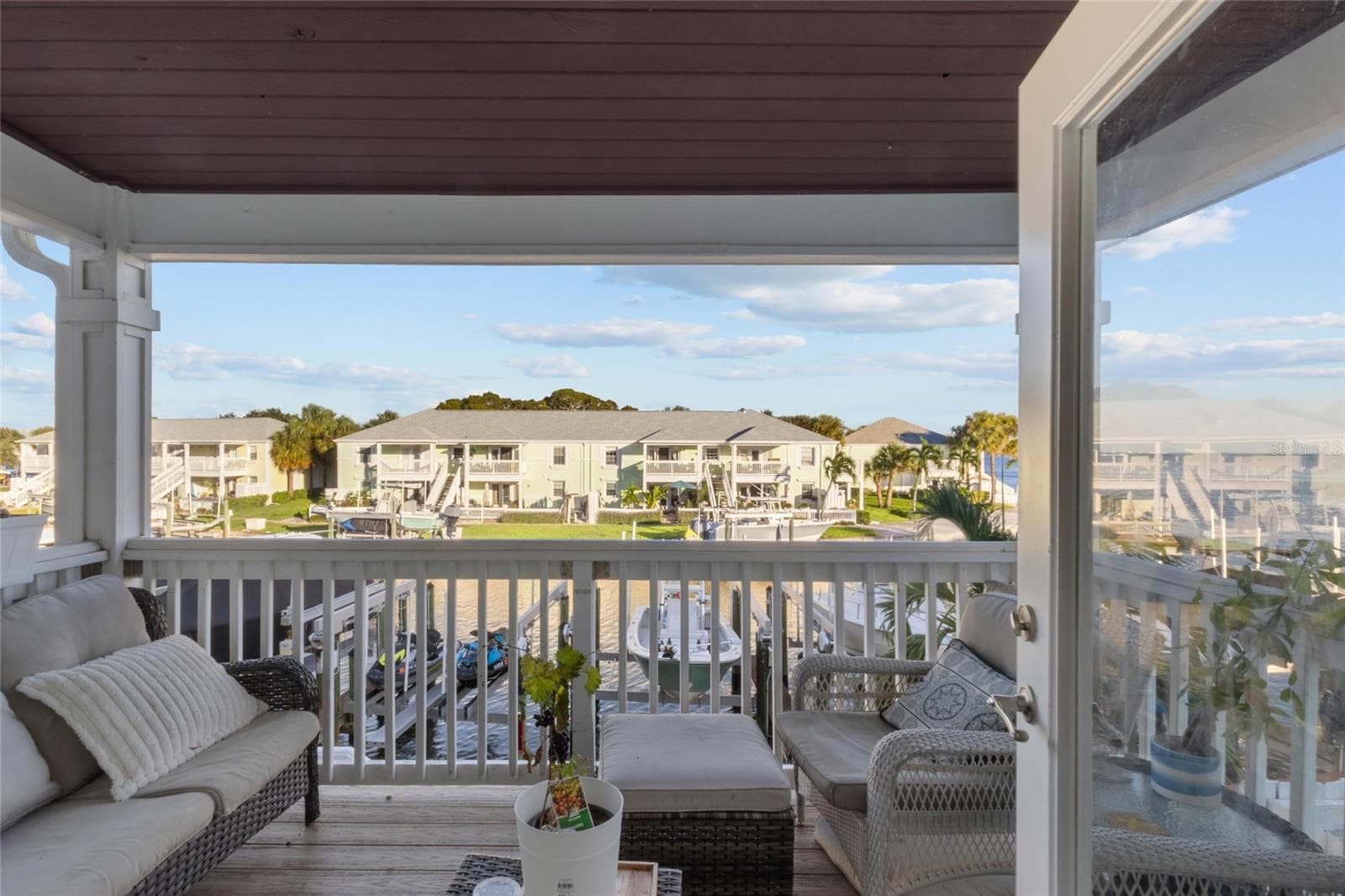 Condominium at 5202 BEACH DR SE #D, ST PETERSBURG, photo 18 of 76
