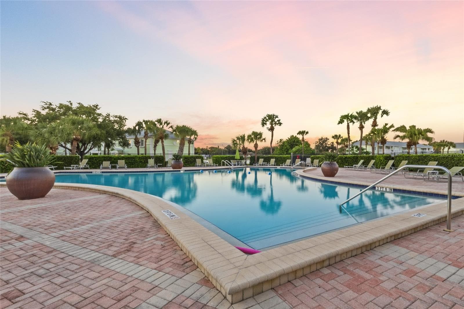Condominium at 5202 BEACH DR SE #D, ST PETERSBURG, photo 31 of 76