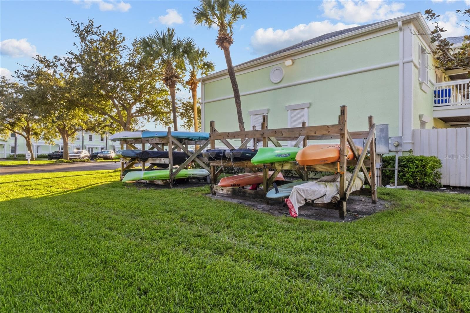 Condominium at 5202 BEACH DR SE #D, ST PETERSBURG, photo 34 of 76
