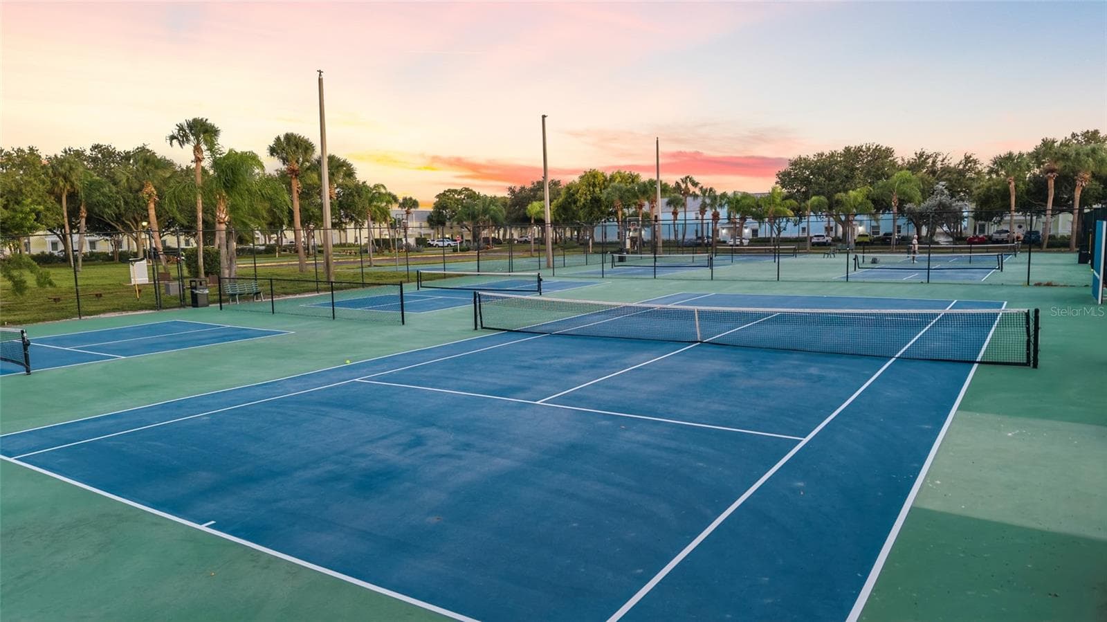 Condominium at 5202 BEACH DR SE #D, ST PETERSBURG, photo 45 of 76