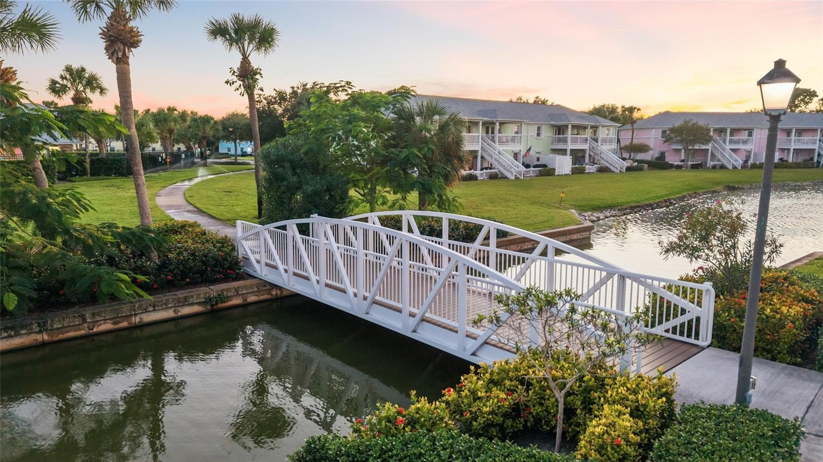 Condominium at 5202 BEACH DR SE #D, ST PETERSBURG, photo 50 of 76